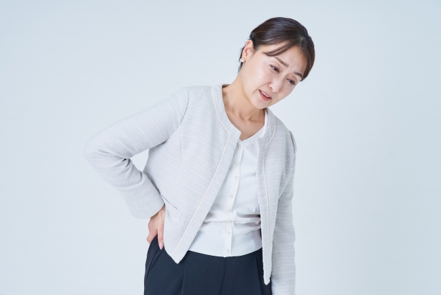 更年期に多い腰痛の種類と体のゆがみの関係